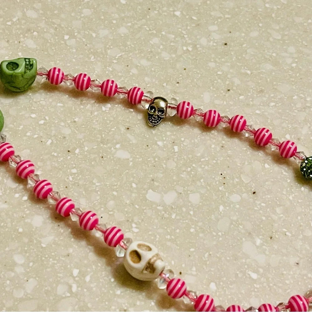 Phone String!! Skull 💀 & 💕 - Picture 5 of 6